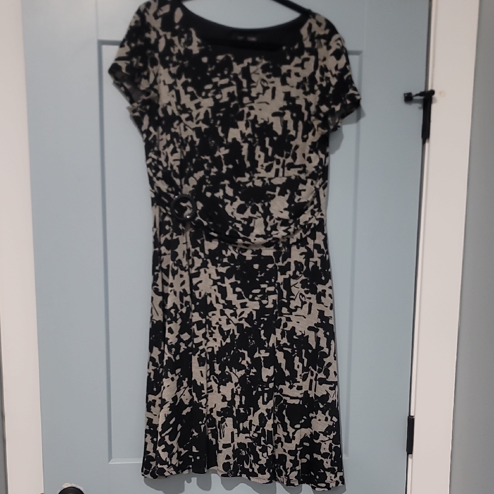 Perceptions Black and Cream Midi Dress